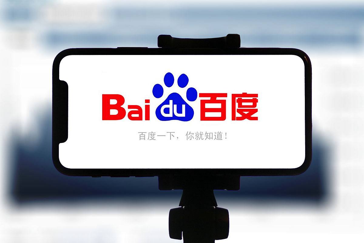 kok全站版app下载一把抱住要摔倒的粉丝